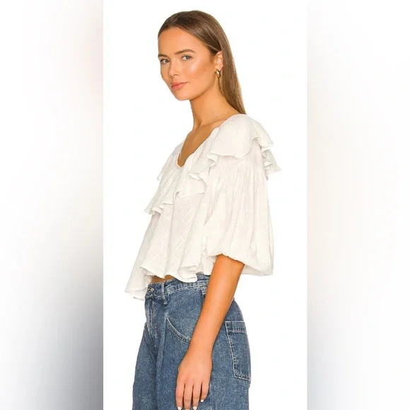 NWT Free People Zuri Blouse M White Ruffled Cropped New $68 retail - Picture 3 of 7